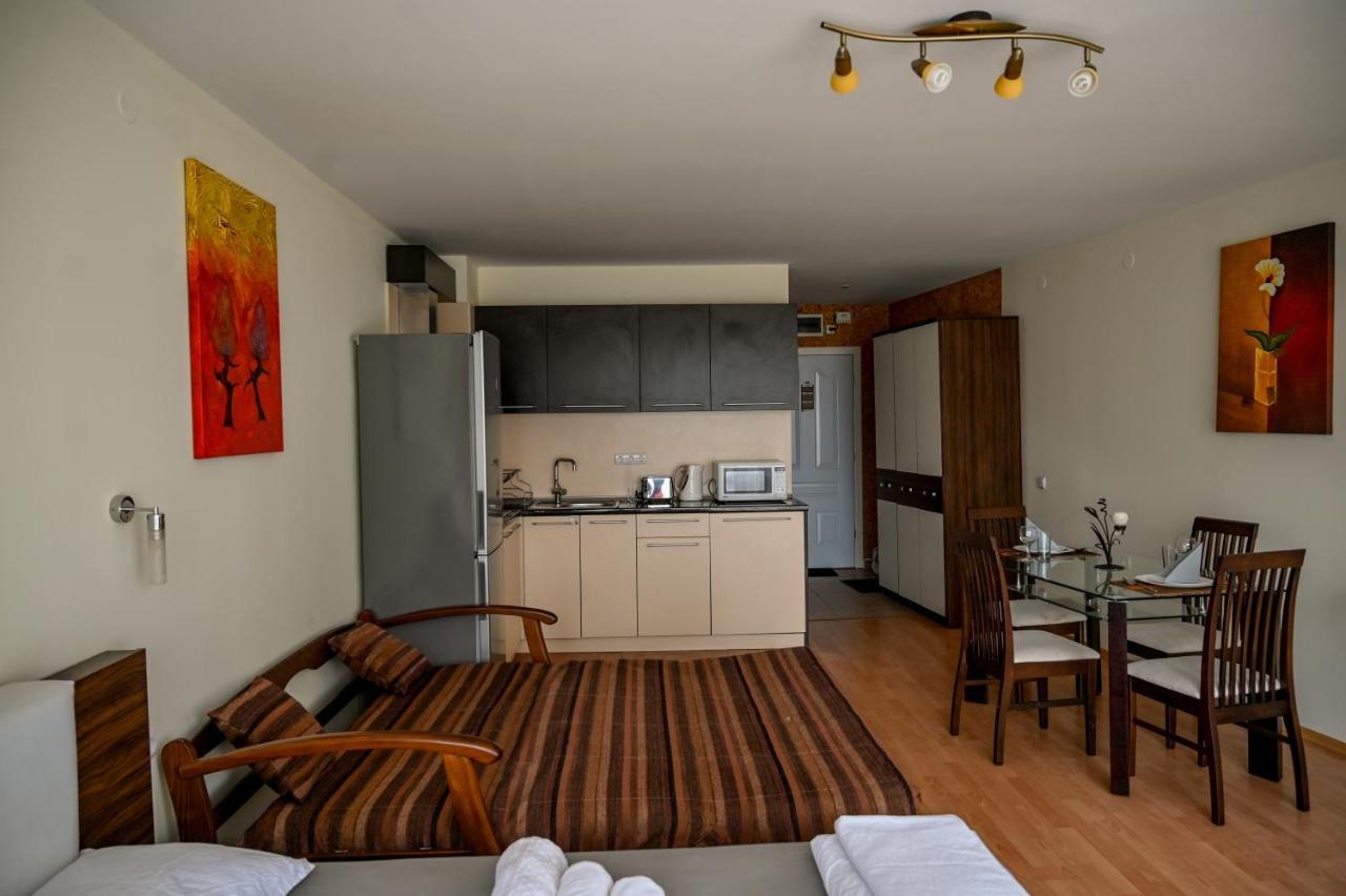 Panorama Fort Beach, Фамилно Студио Deluxe สวิติ วลัส ภายนอก รูปภาพ