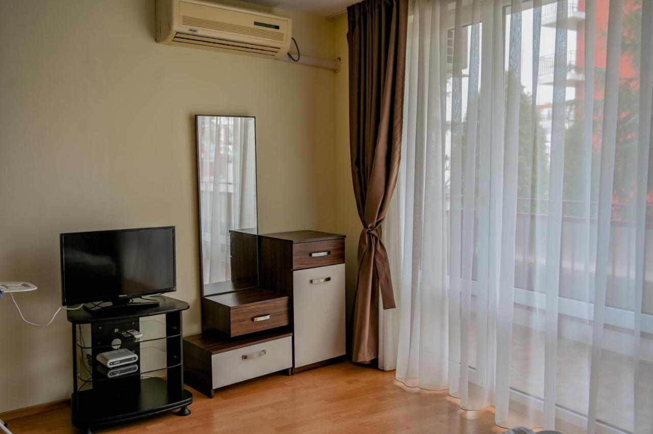 Panorama Fort Beach, Фамилно Студио Deluxe สวิติ วลัส ภายนอก รูปภาพ