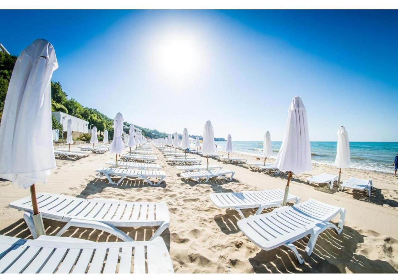 Panorama Fort Beach, Фамилно Студио Deluxe สวิติ วลัส ภายนอก รูปภาพ